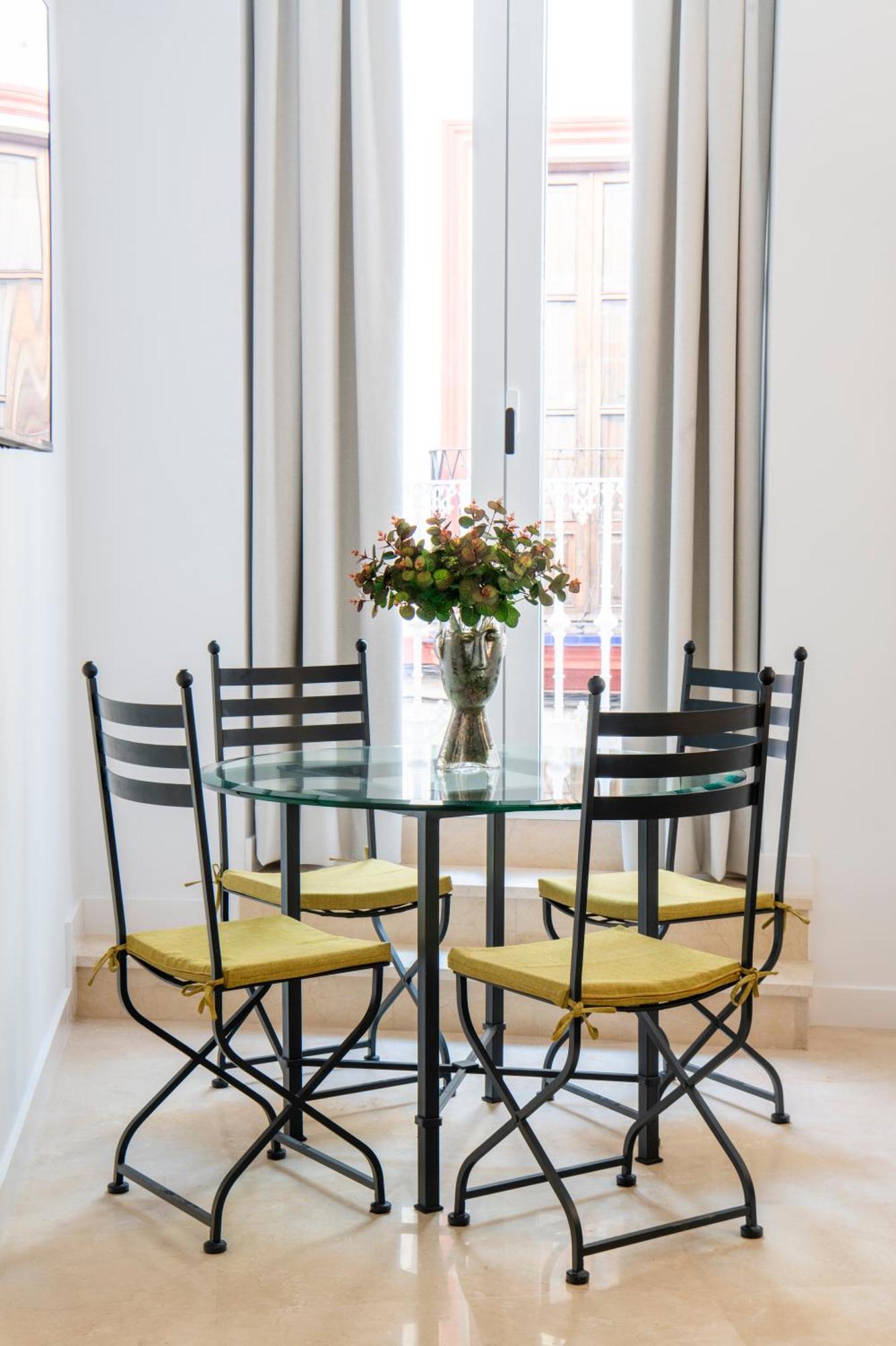 Estrella Giralda By Valcambre Apartment เซบีญา ภายนอก รูปภาพ
